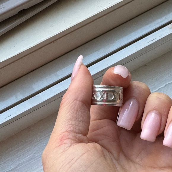Tiffany and co sterling silver atlas Roman numeral ring - Picture 5 of 5